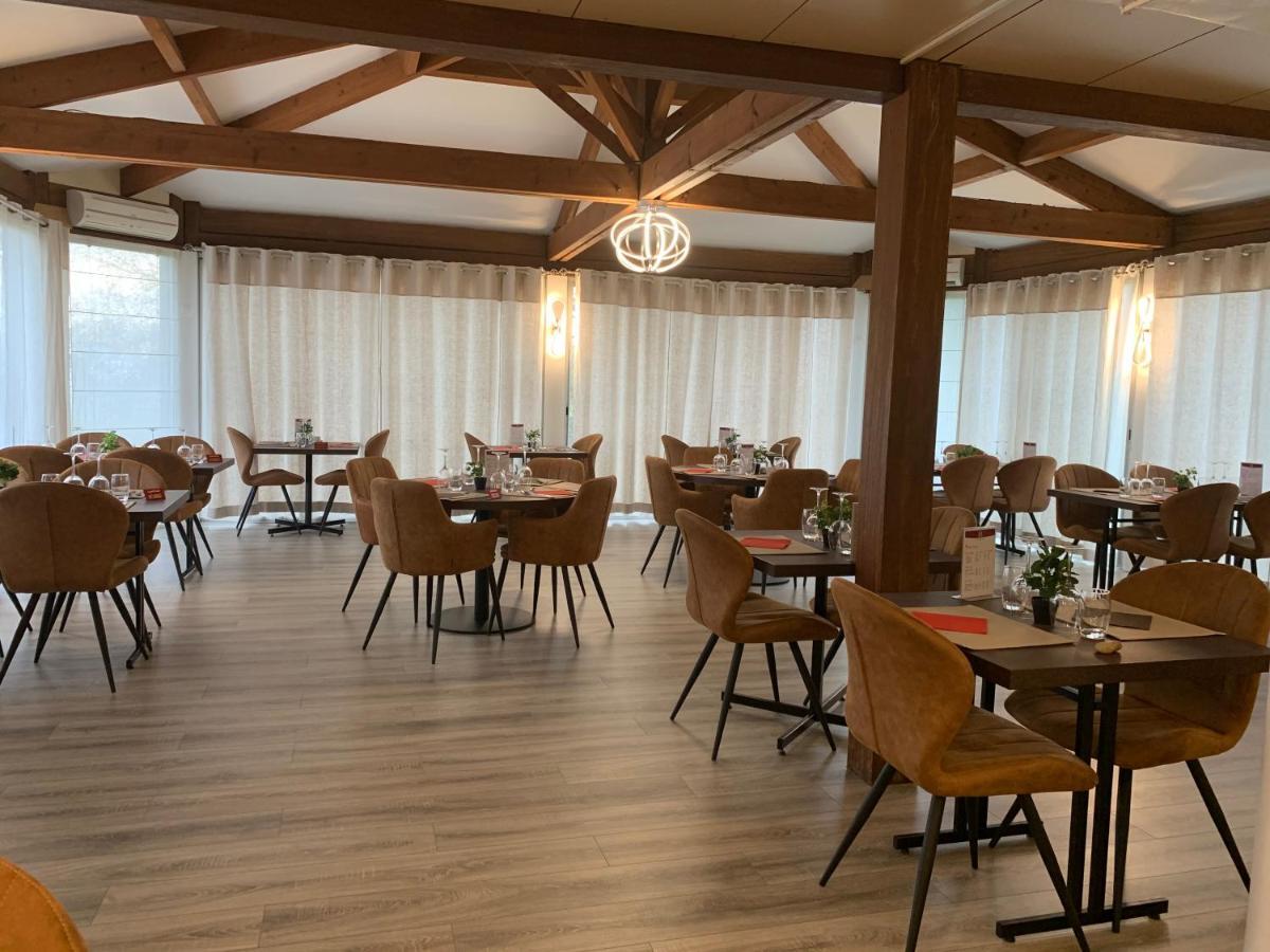 Hotel Au Relais Des Lilas ปาคเตอเนย์ ภายนอก รูปภาพ